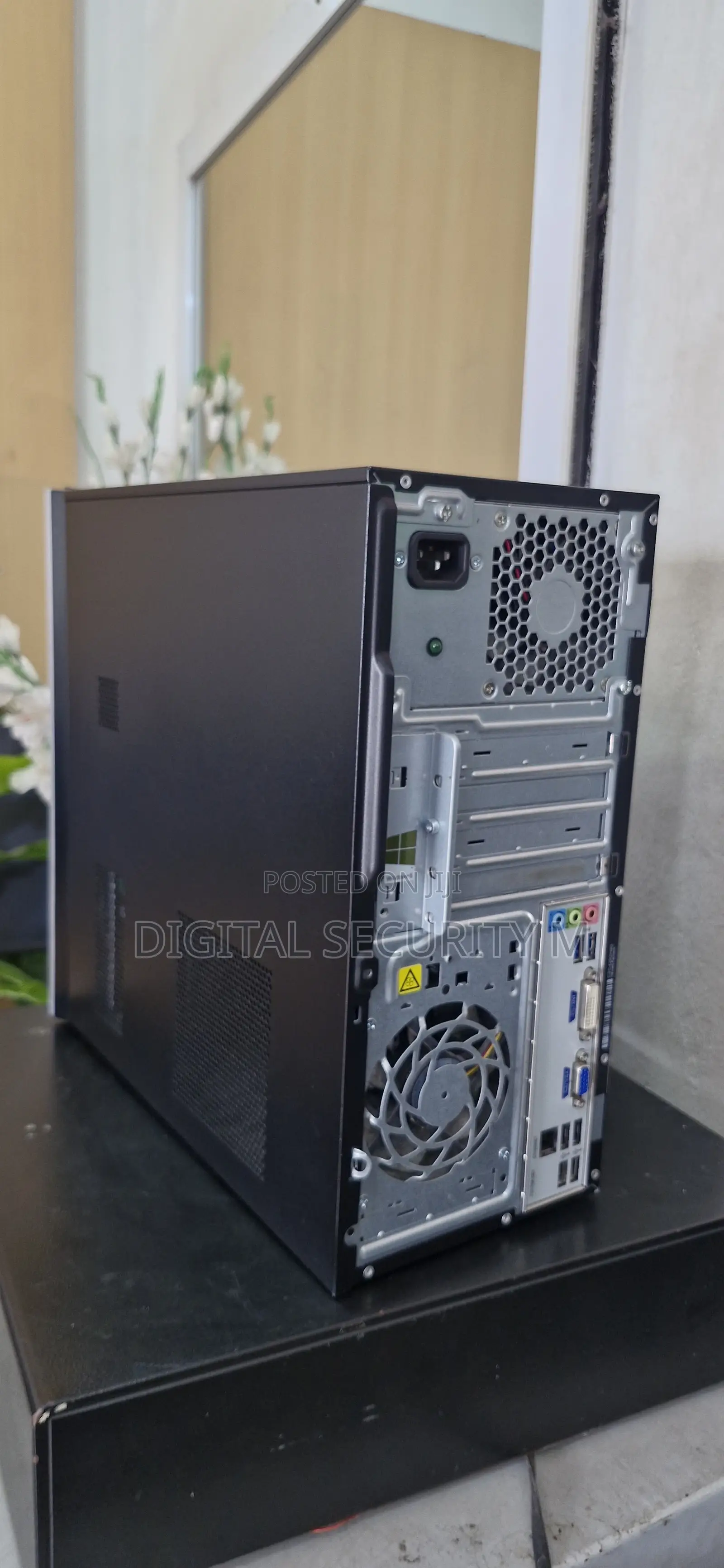 Desktop Computer HP Pavilion 570 8GB Intel Core i5 HDD 500GB