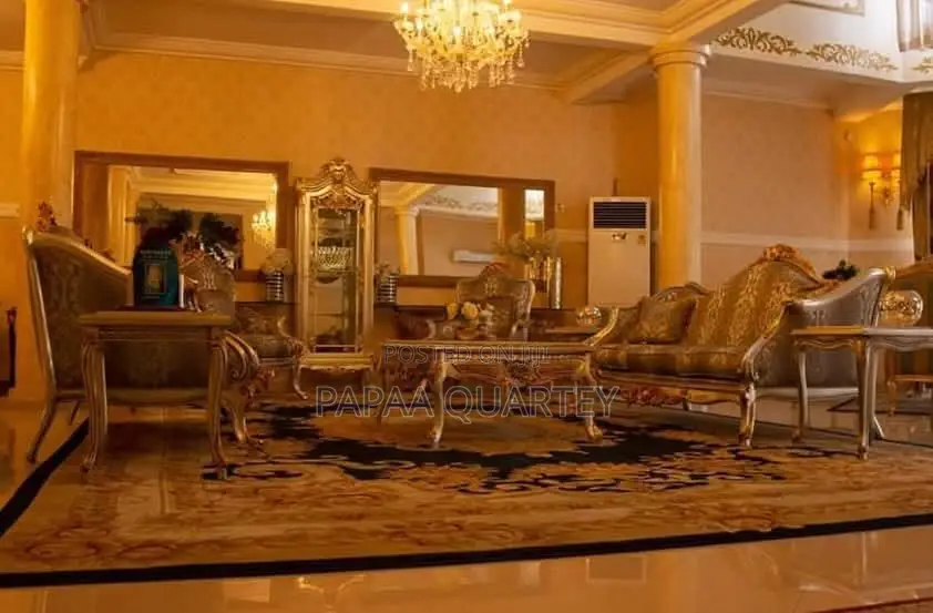 5bdrm House in East Legon for sale