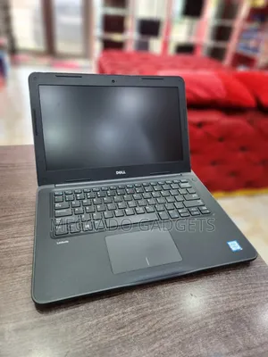 Laptop Dell Latitude 3380 8GB Intel Core i3 HDD 500GB