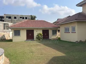 5bdrm House in East Legon for sale