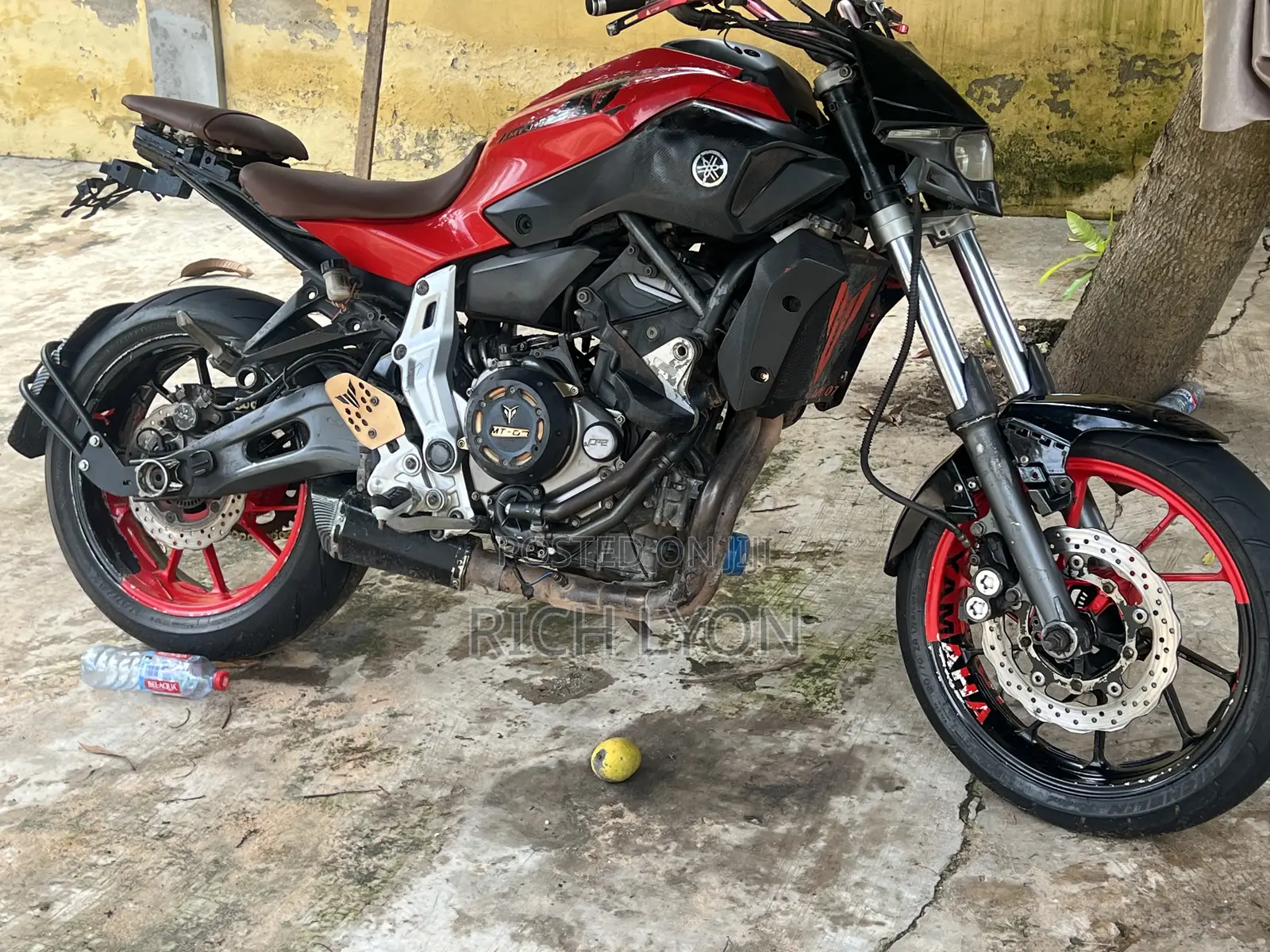 Yamaha FZ 2017 Red