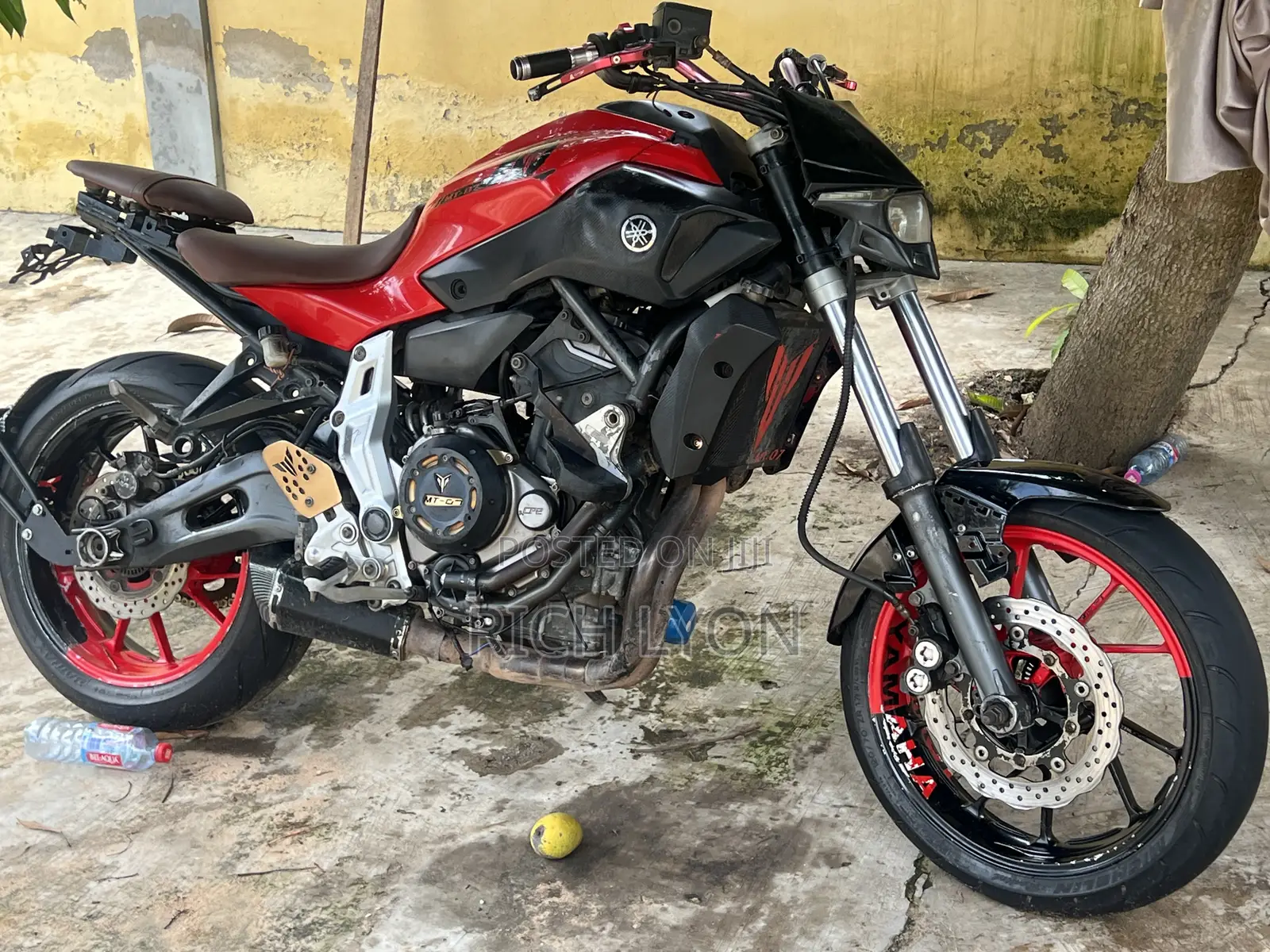 Yamaha FZ 2017 Red