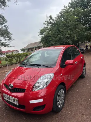 Toyota Yaris 2010 Red