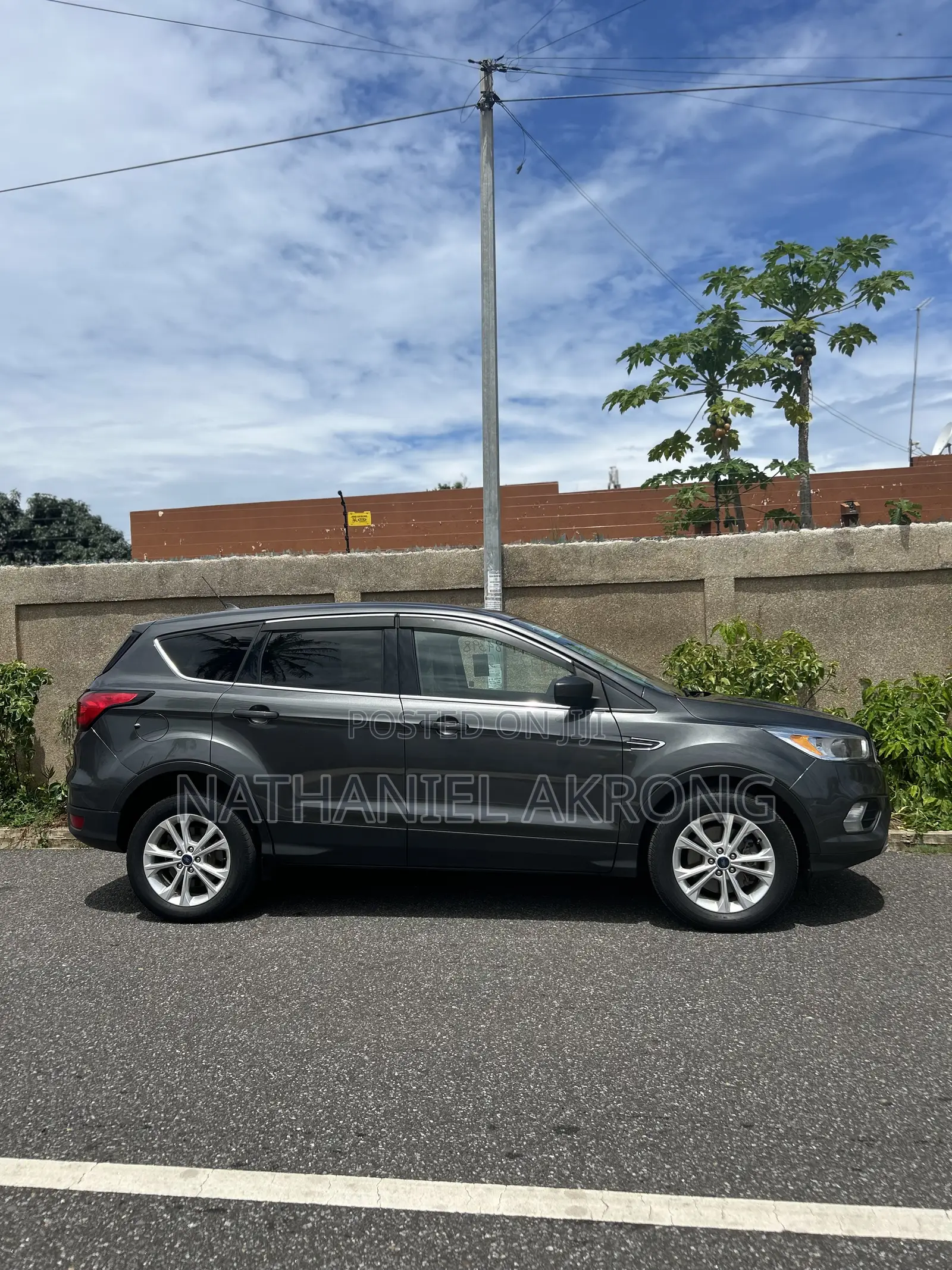 Ford Escape SE 4x4 2019 Gray