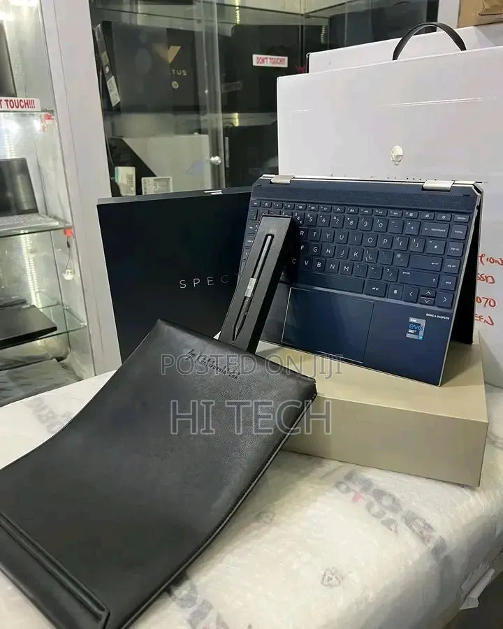 New Laptop HP Spectre X360 16GB Intel Core i7 SSD 512GB