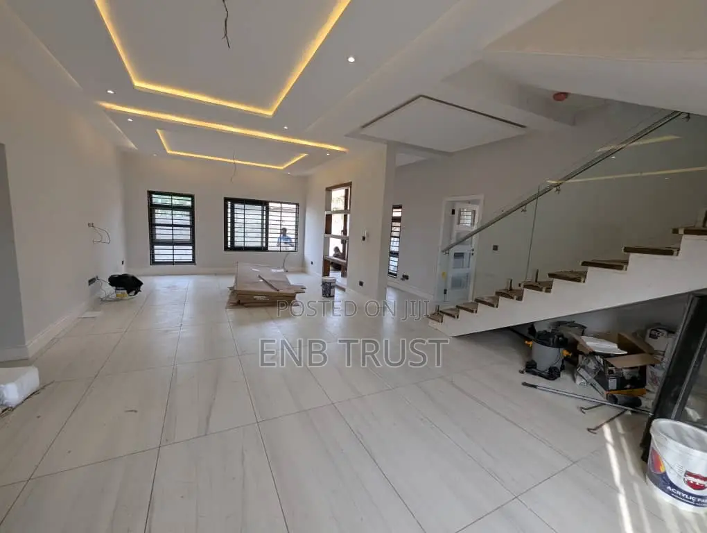 4bdrm Duplex in Tantra Hills, Unity Closed for sale