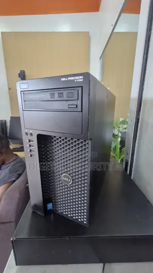 Desktop Computer Dell Precision 3000 16GB Intel Core i7 HDD+SSD 1T
