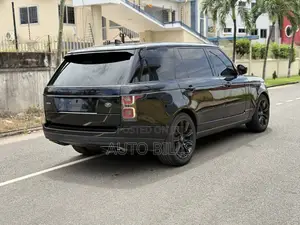 Land Rover Range Rover Vogue 2019 Black