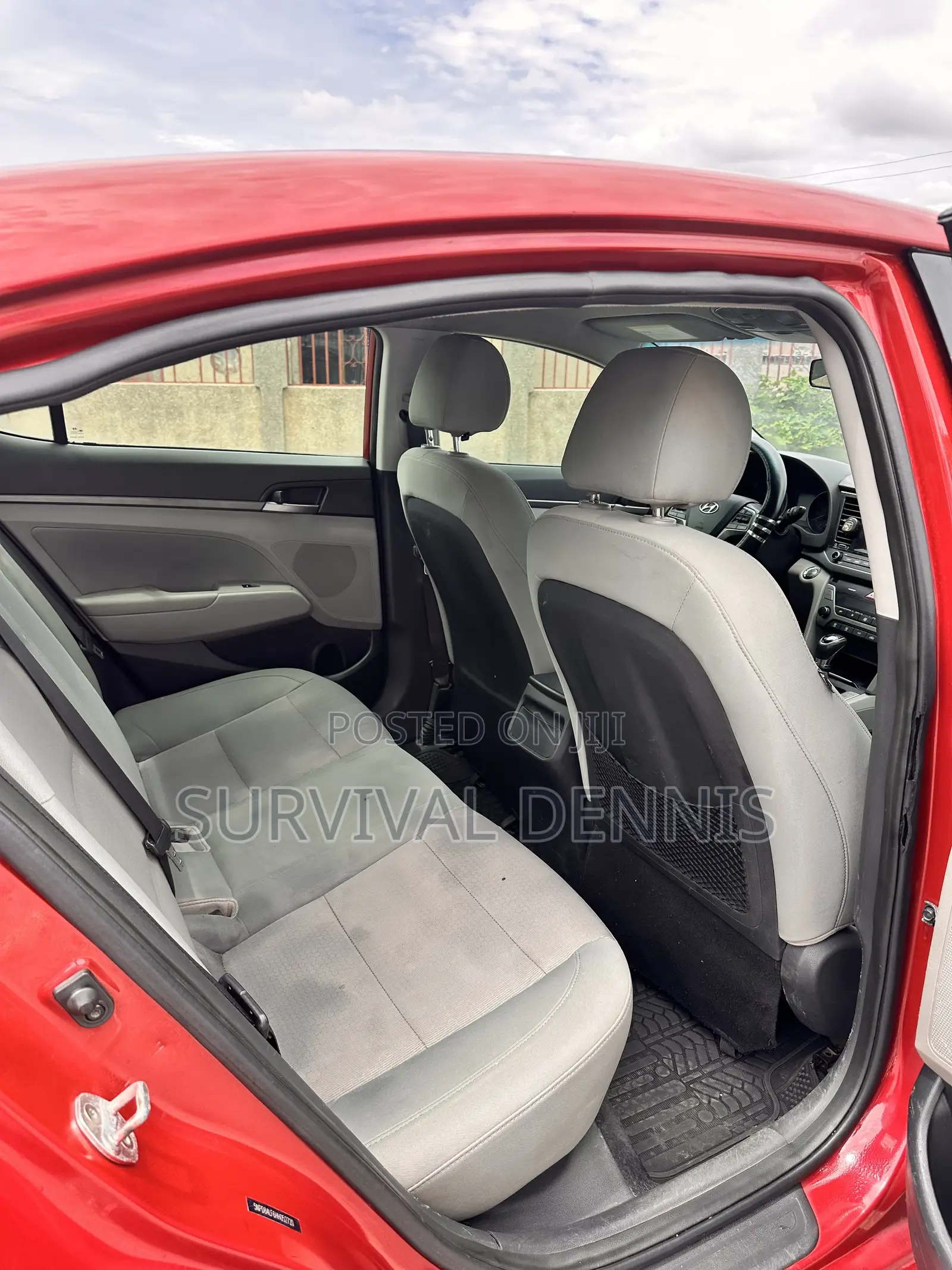 Hyundai Elantra 2017 Red