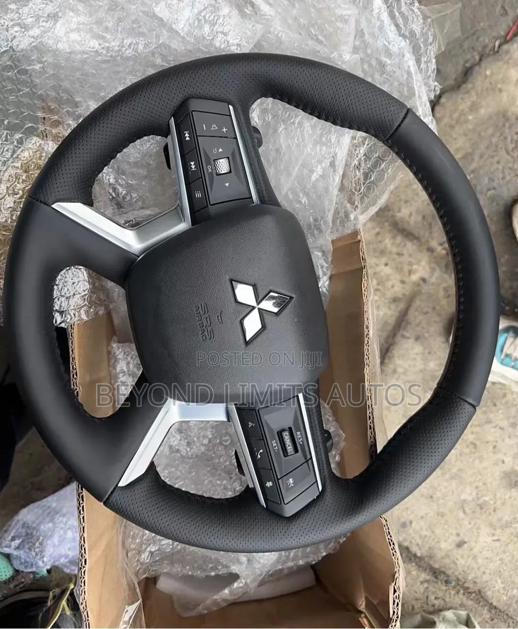 Mitsubishi Outlander 2021,2022,2023,2024 Steering With Airbag