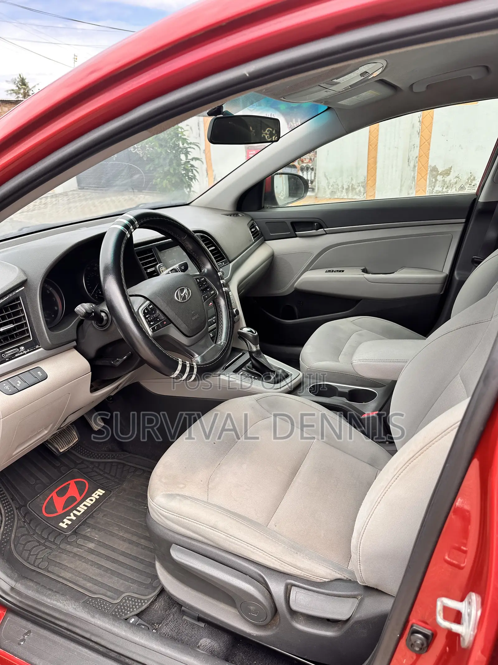 Hyundai Elantra 2017 Red