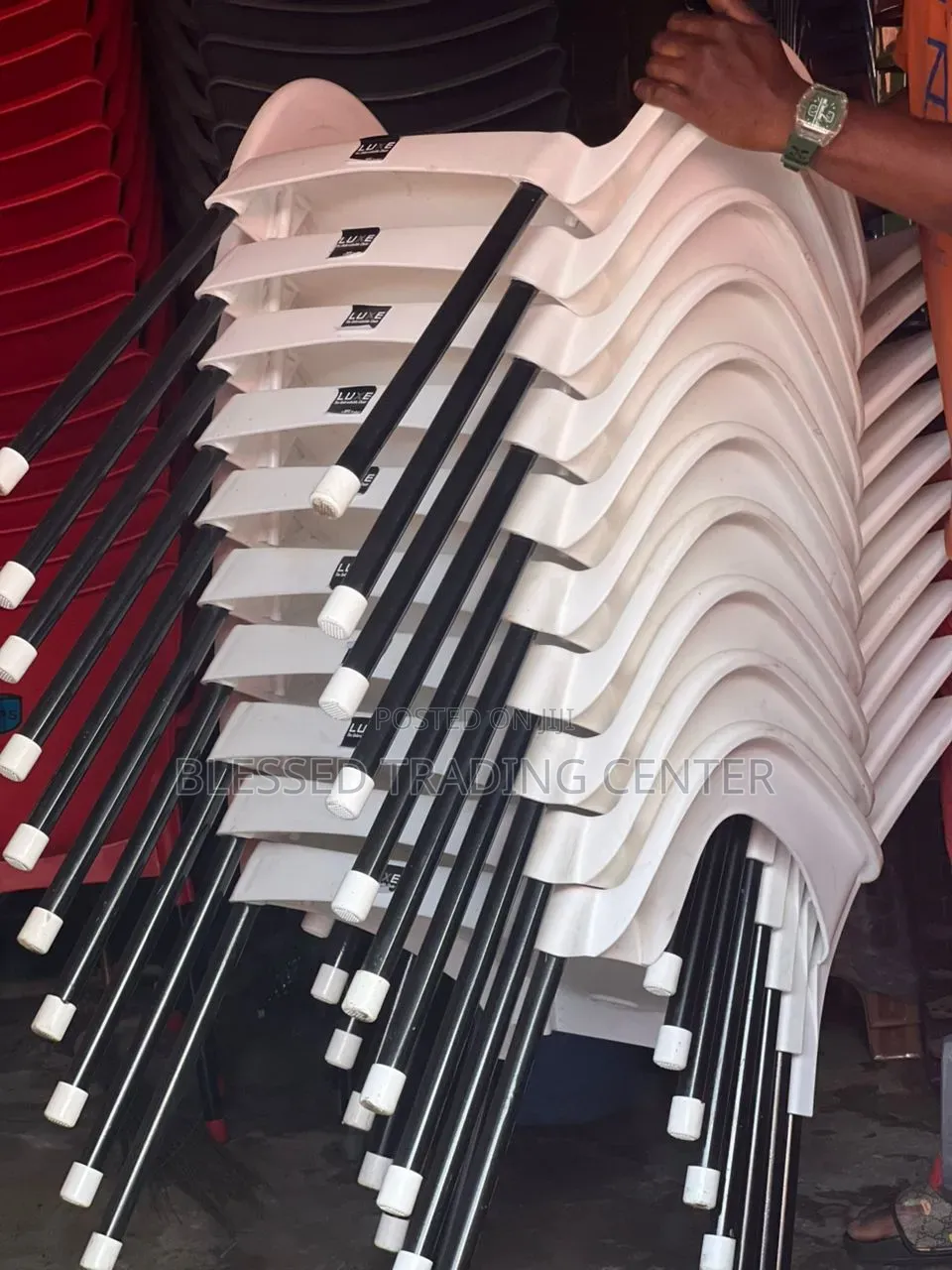 White Plastic Chairs With Metal Legs