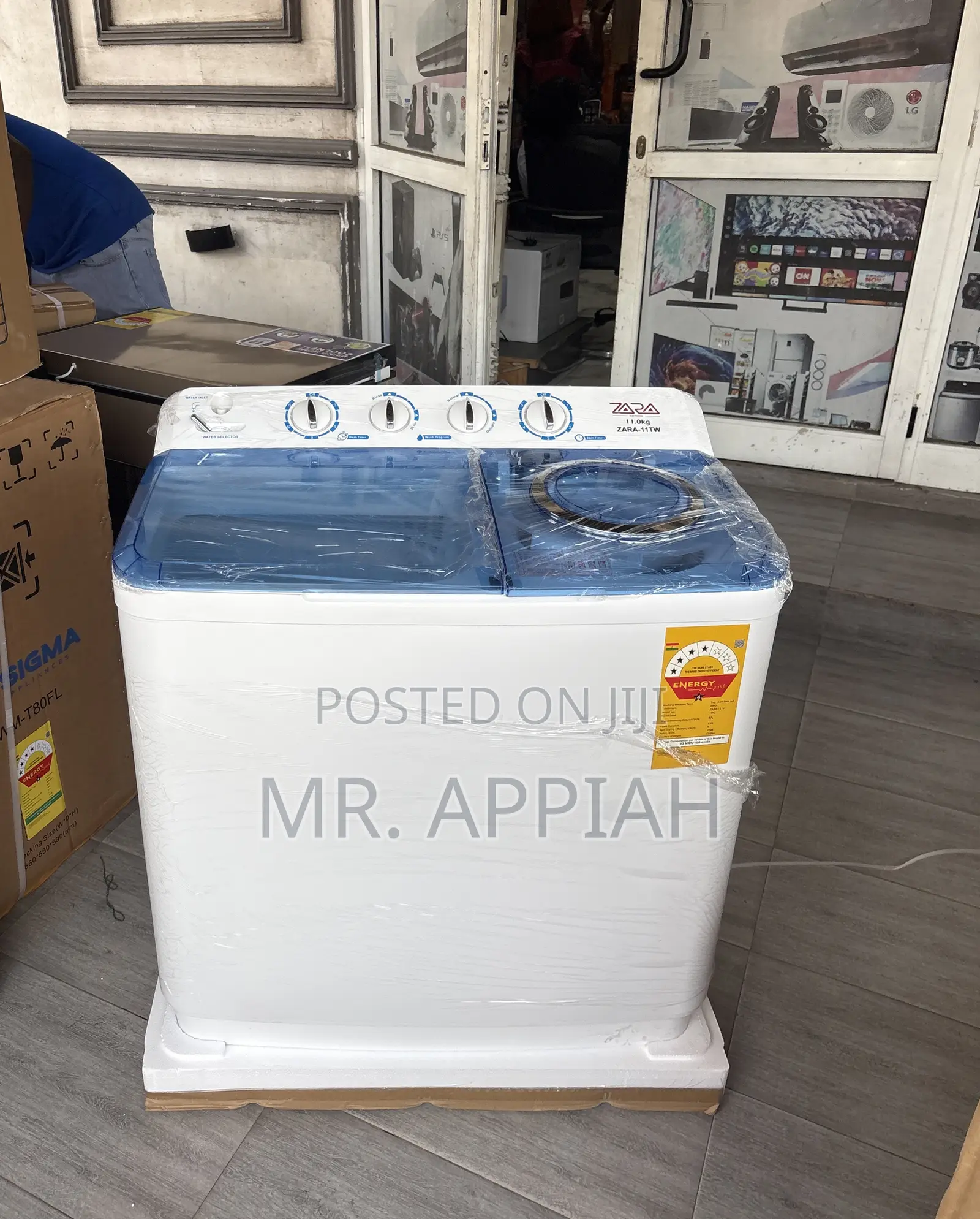 Extremely Affordable Zara 11kg Washing Machine With Transparent Lid.