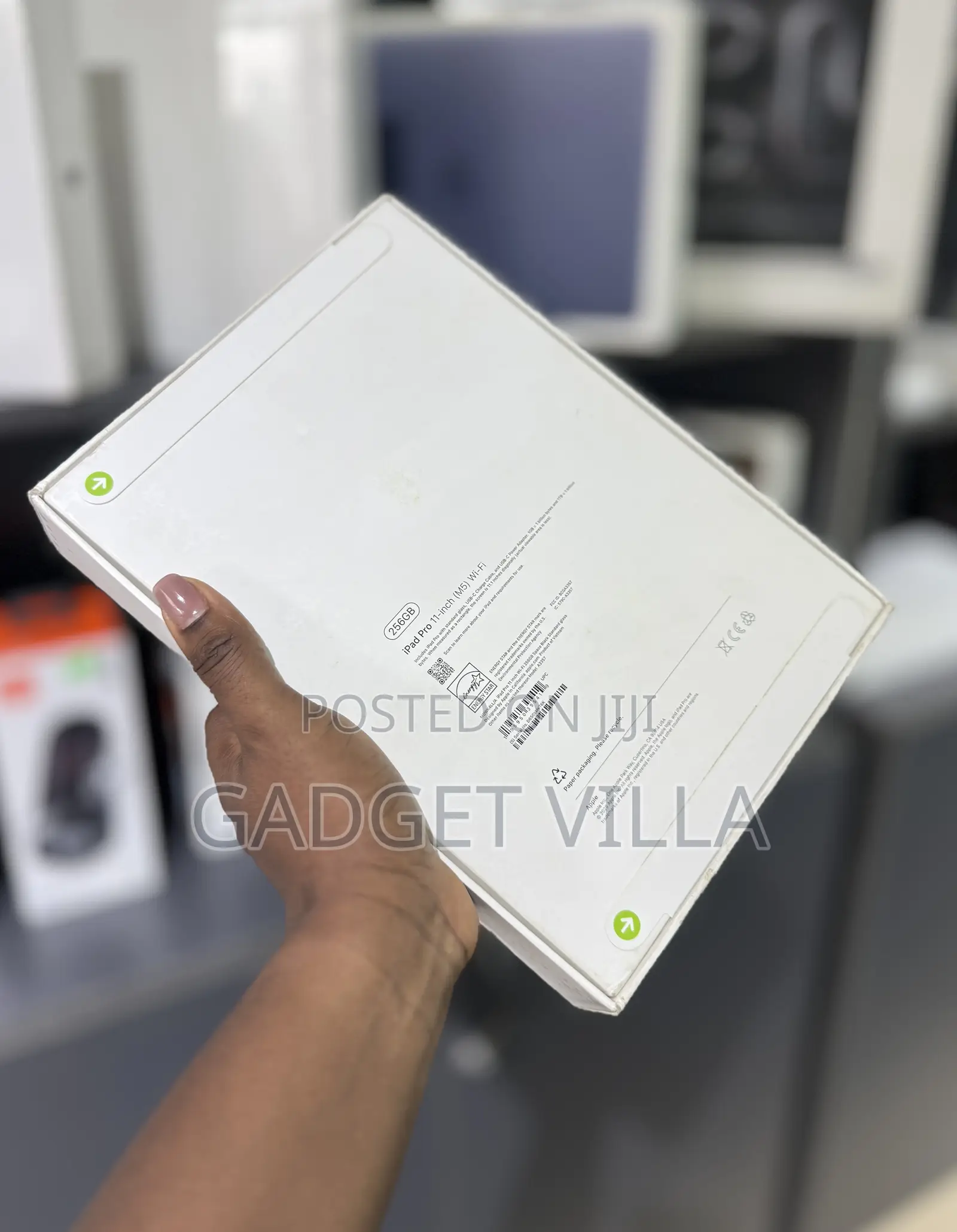 New Apple iPad Pro 11 (2025) 256 GB Black