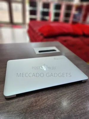 Laptop Apple MacBook Air 2015 8GB Intel Core i5 SSD 256GB