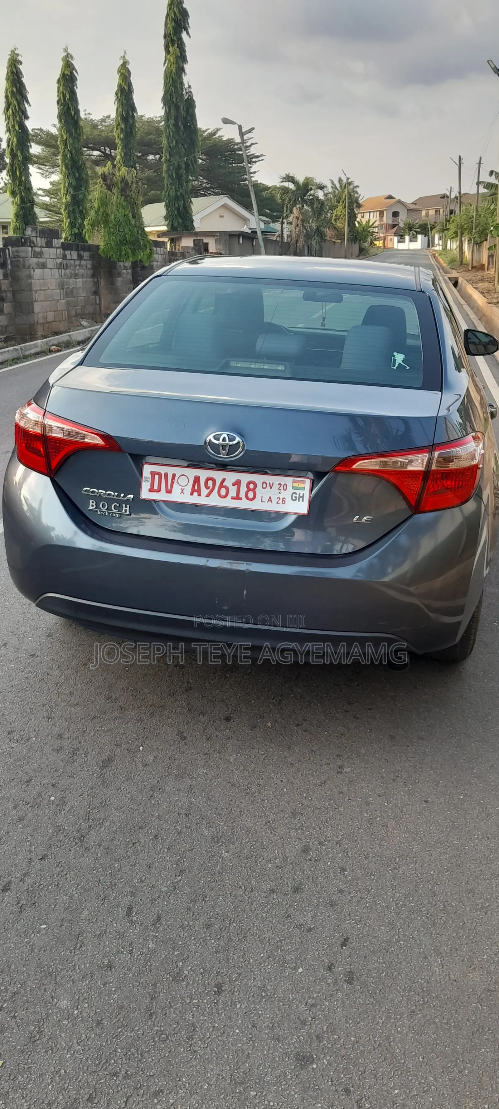 Toyota Corolla LE ECO 4dr Sedan (1.8L 4cyl CVT) 2017 Gray