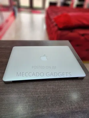 Laptop Apple MacBook Air 2015 4GB Intel Core i5 SSD 128GB