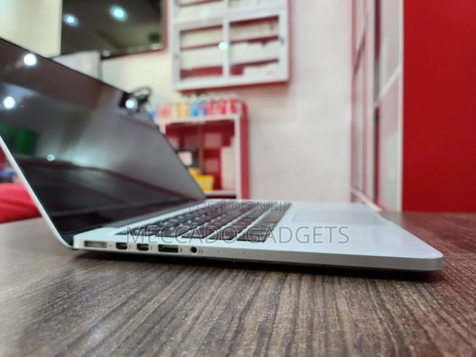 Laptop Apple MacBook Pro 2015 8GB Intel Core i5 SSD 128GB