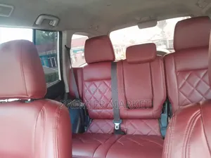 Mitsubishi Pajero 3.0 2010 White
