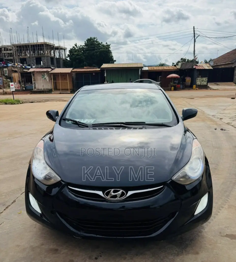 Hyundai Elantra 2013 Black