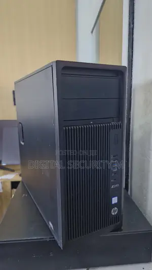 Desktop Computer HP Z240 16GB Intel Core i5 HDD 1T