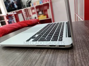 Laptop Apple MacBook Pro 2012 8GB Intel Core i5 SSD 256GB