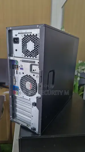 Desktop Computer HP Z240 16GB Intel Core i5 HDD 1T