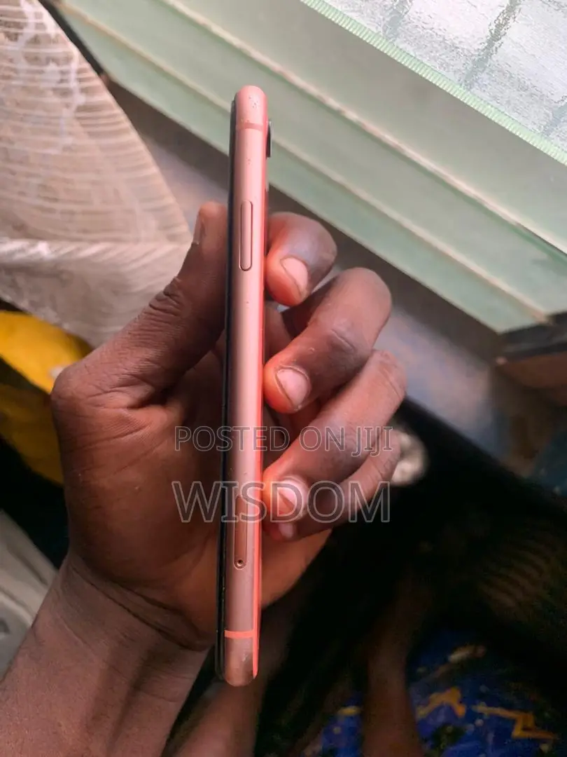Apple iPhone XR 64 GB Orange