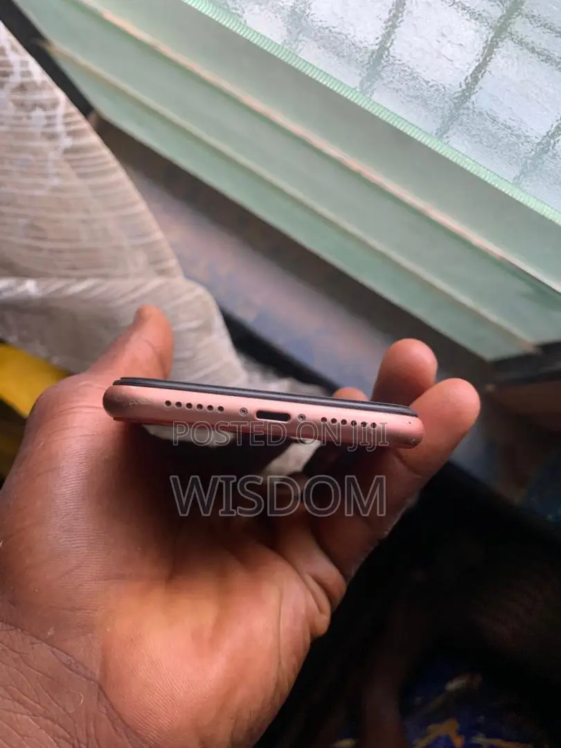 Apple iPhone XR 64 GB Orange