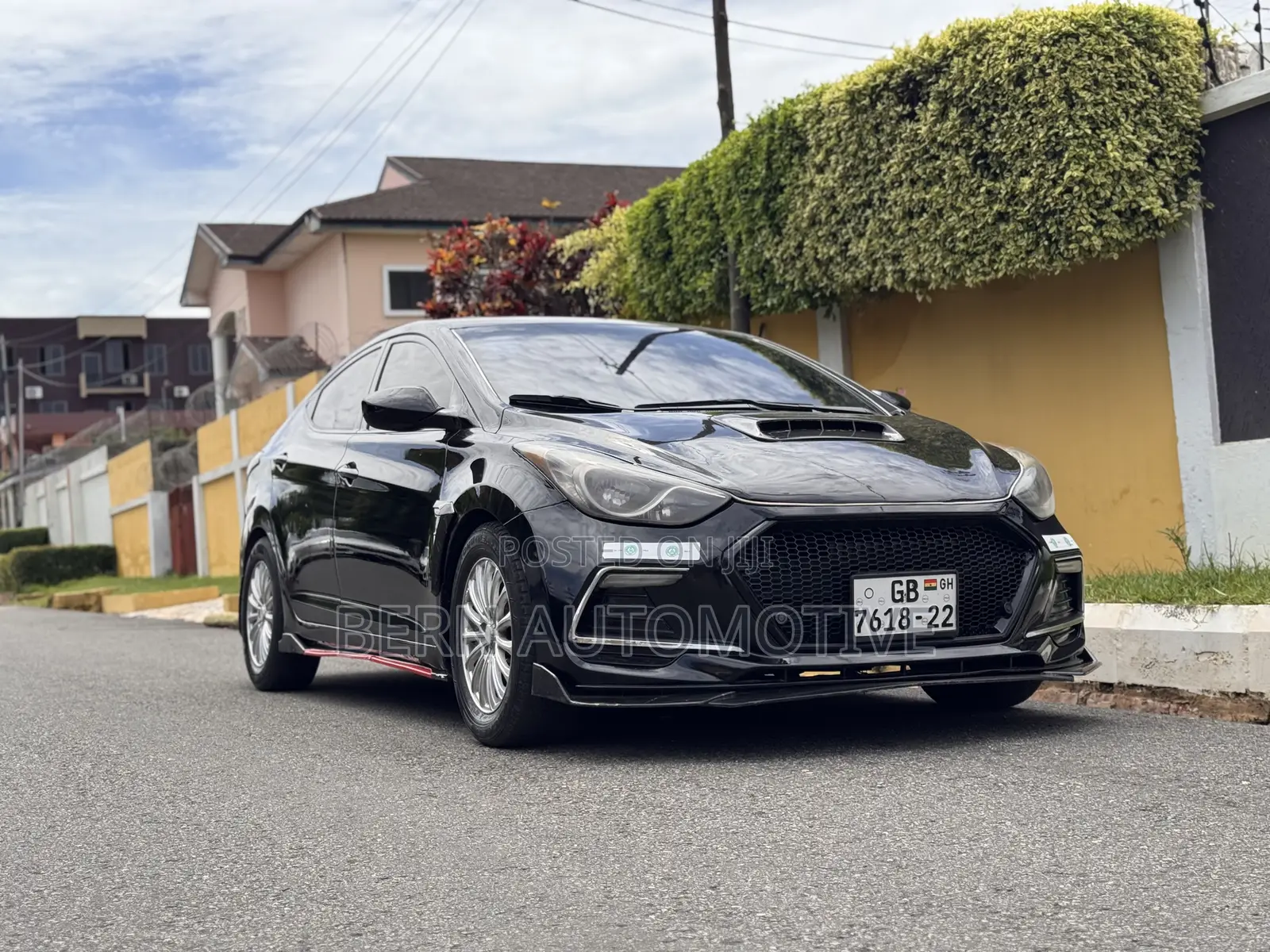 Hyundai Elantra GLS Sedan FWD (1.8L 4cyl 6M) 2013 Black