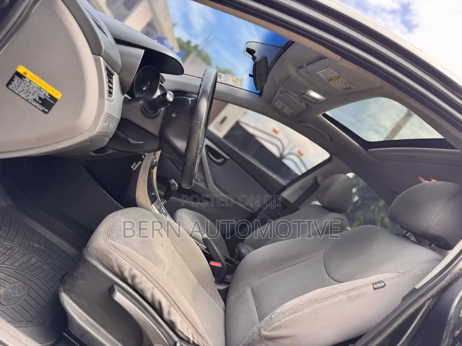 Hyundai Elantra GLS Sedan FWD (1.8L 4cyl 6M) 2013 Black