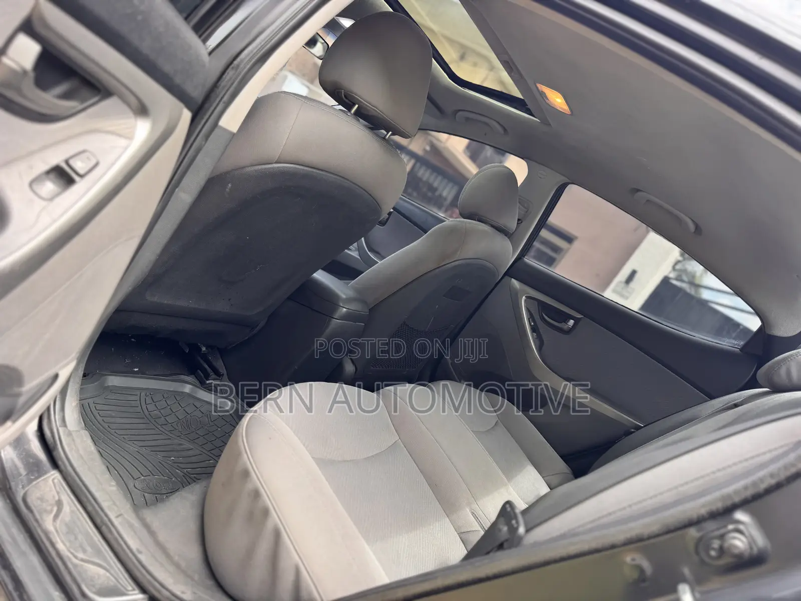Hyundai Elantra GLS Sedan FWD (1.8L 4cyl 6M) 2013 Black