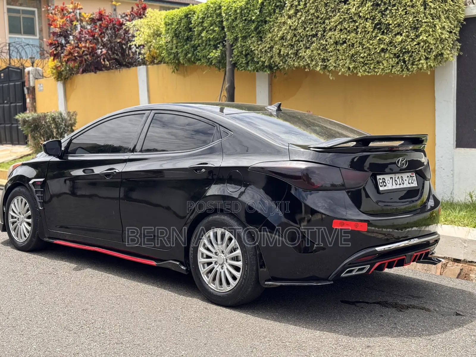 Hyundai Elantra GLS Sedan FWD (1.8L 4cyl 6M) 2013 Black