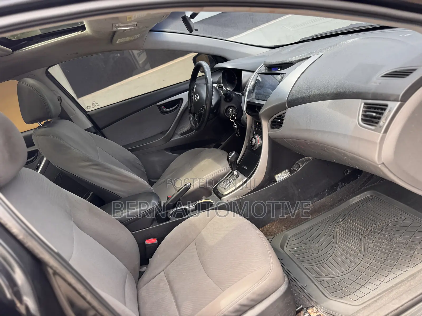 Hyundai Elantra GLS Sedan FWD (1.8L 4cyl 6M) 2013 Black