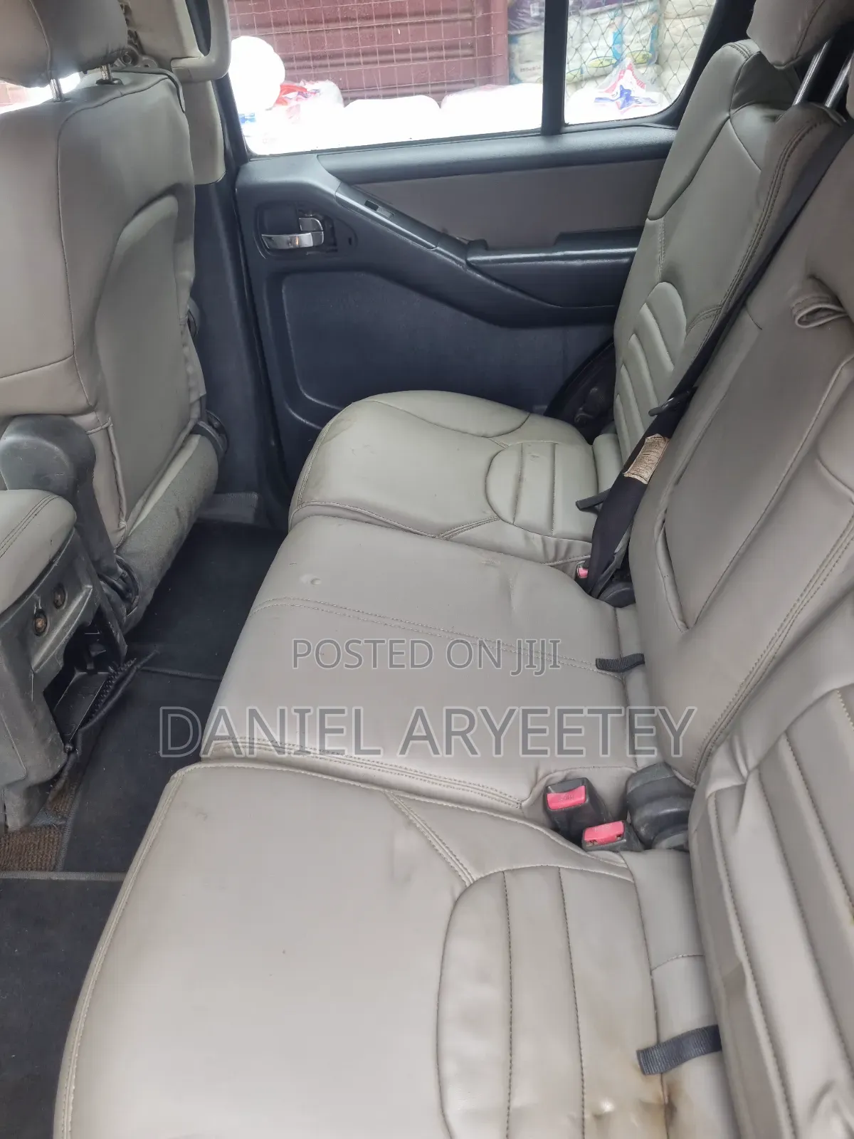Nissan Pathfinder SE 2005 Black