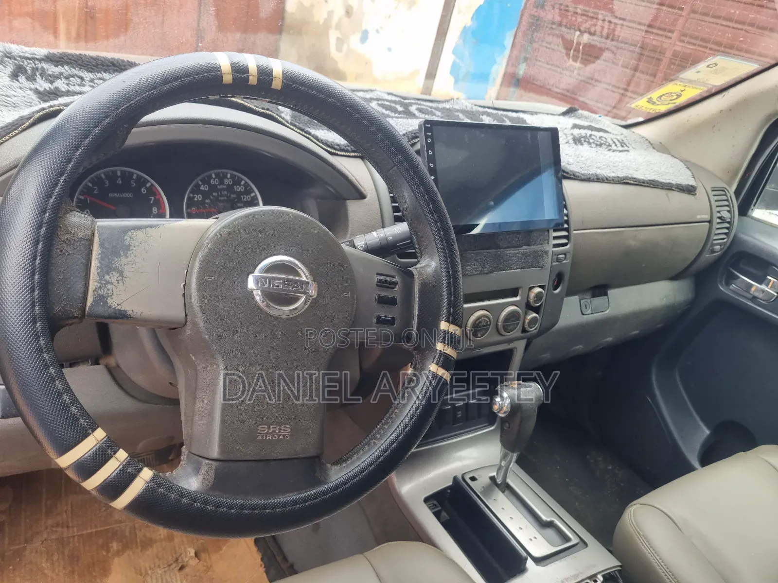 Nissan Pathfinder SE 2005 Black