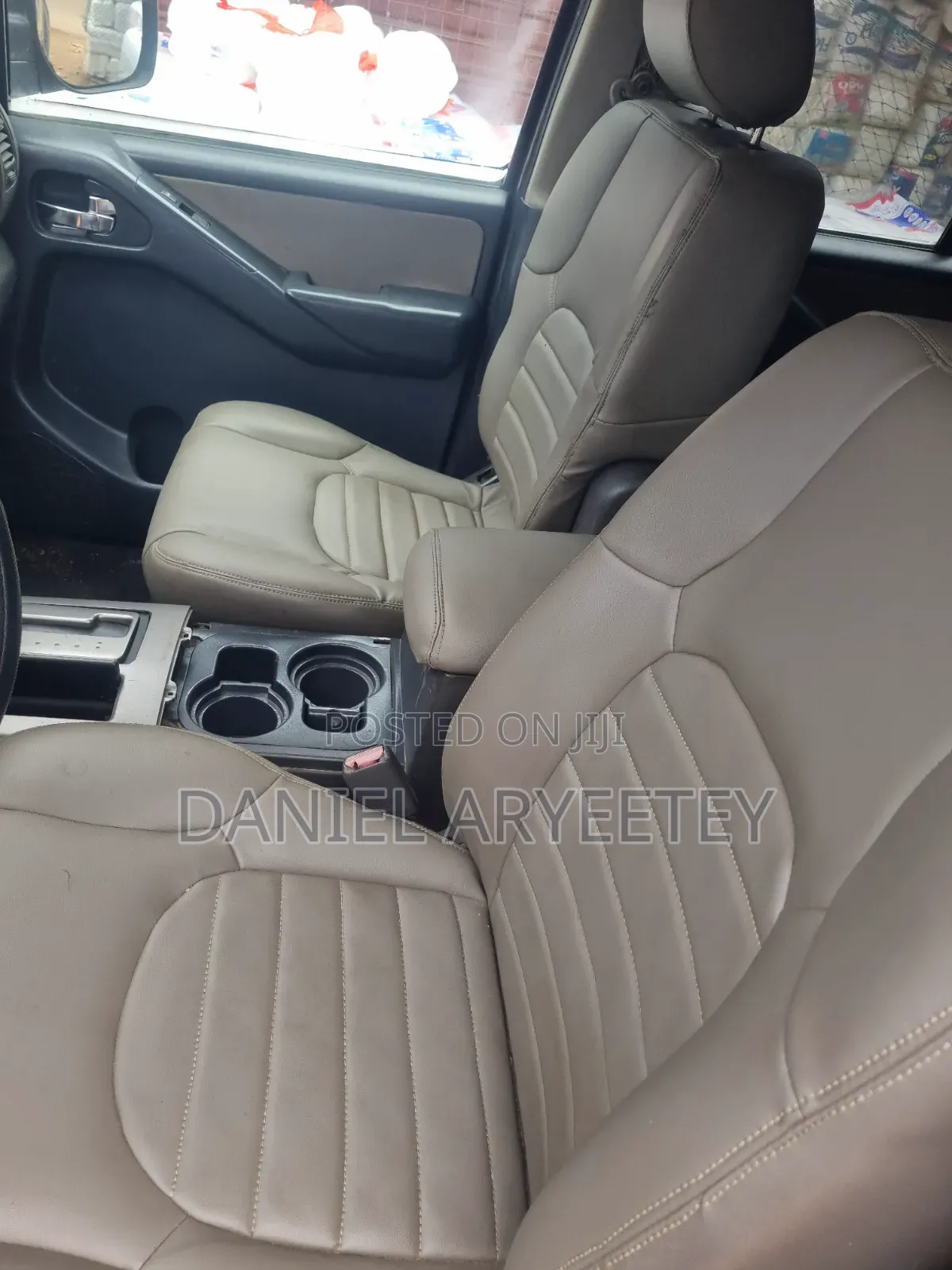 Nissan Pathfinder SE 2005 Black
