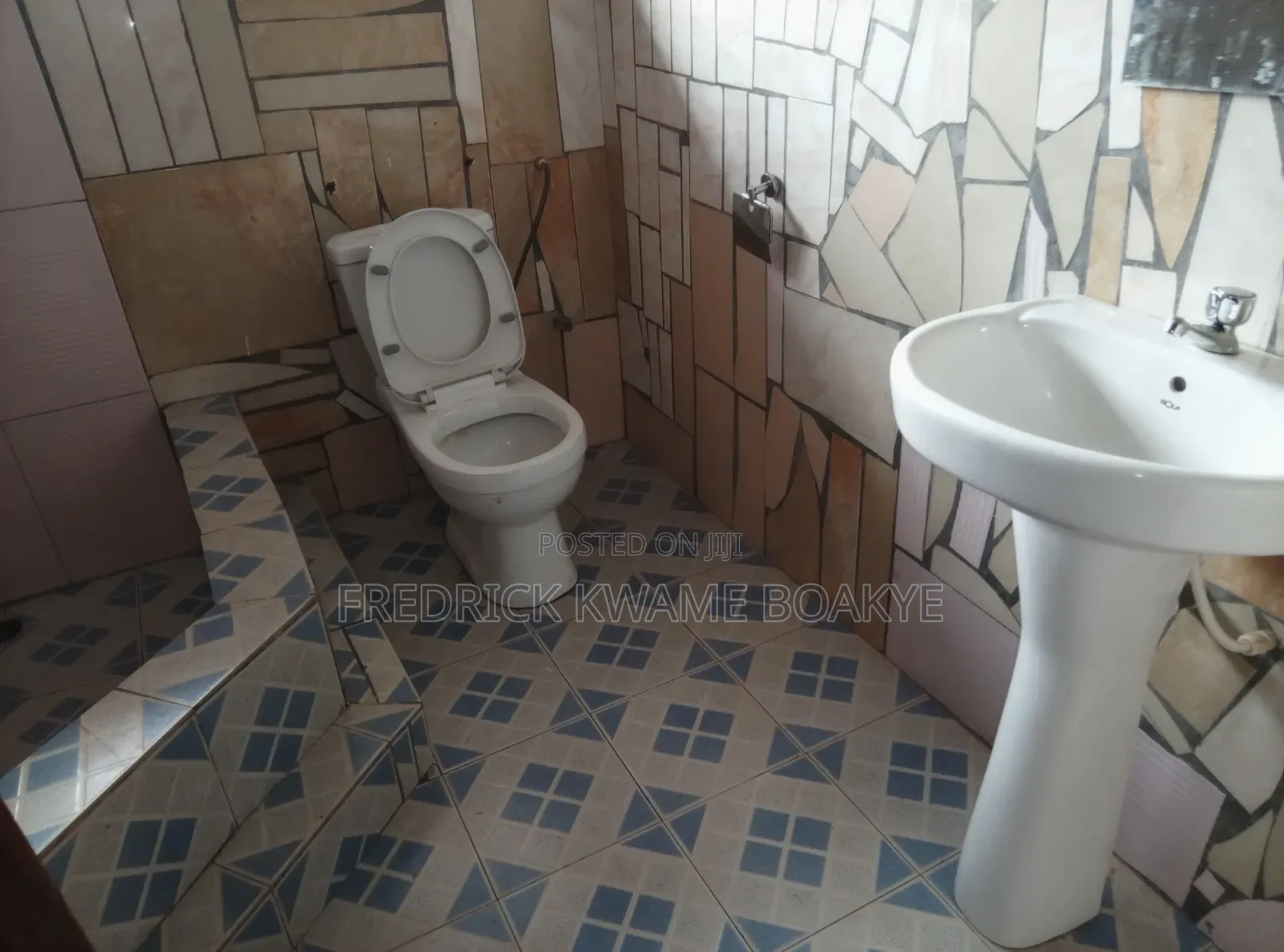 2bdrm Apartment in Brother K Estate, Kumasi Metropolitan for rent