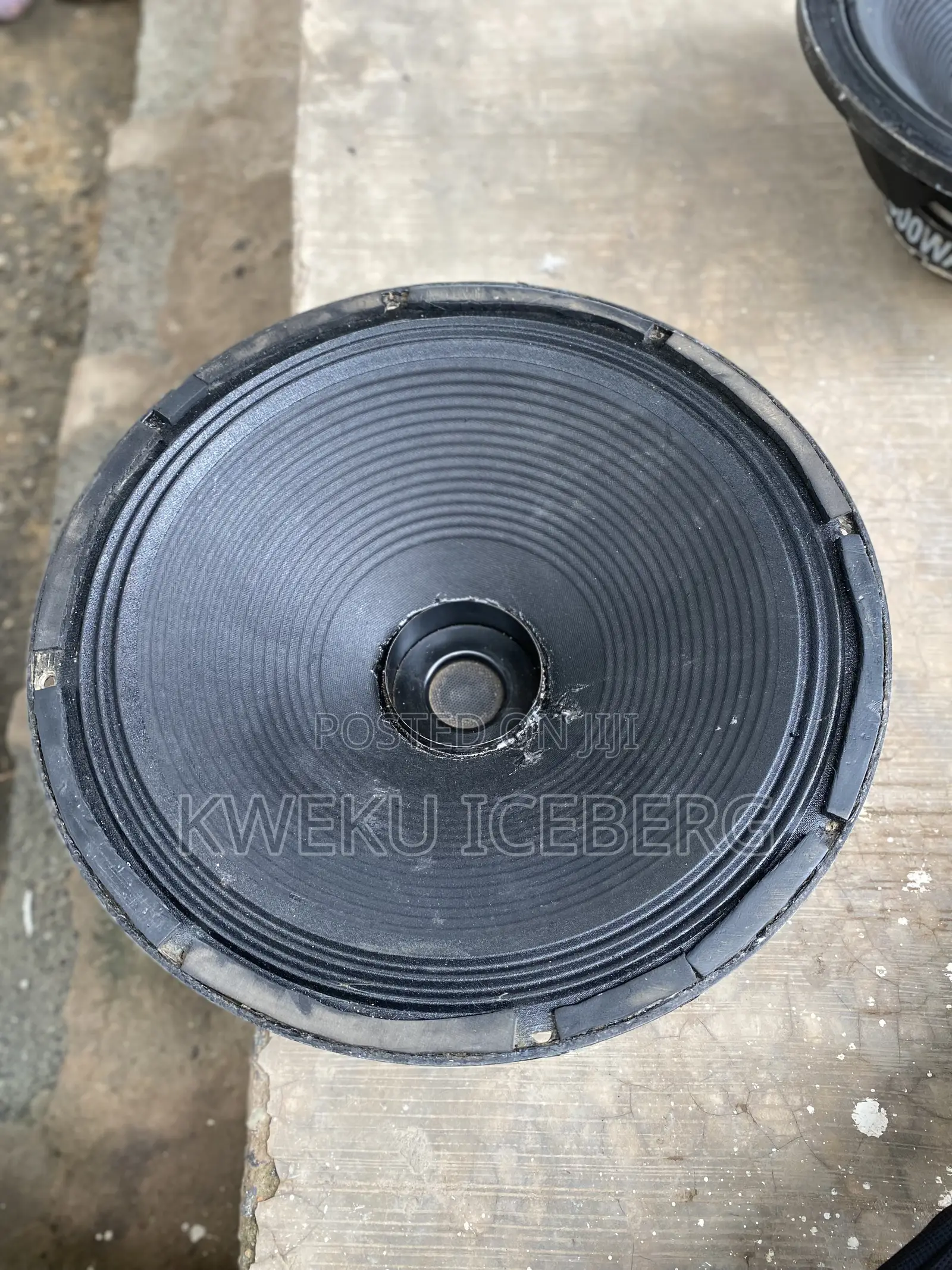 18 Inches Titanic Speaker Pair
