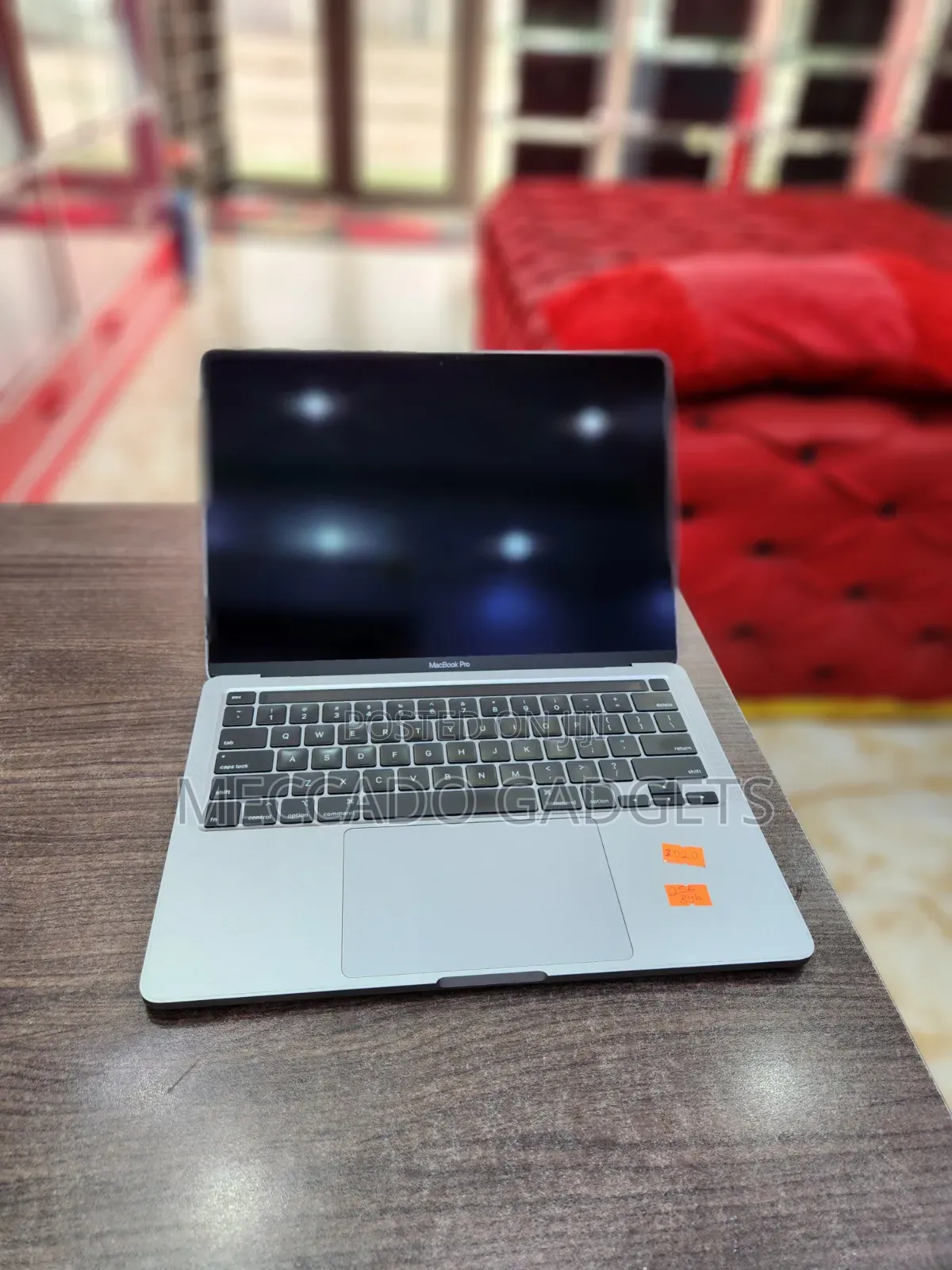 Laptop Apple MacBook Pro 2020 8GB Intel Core i5 SSD 256GB