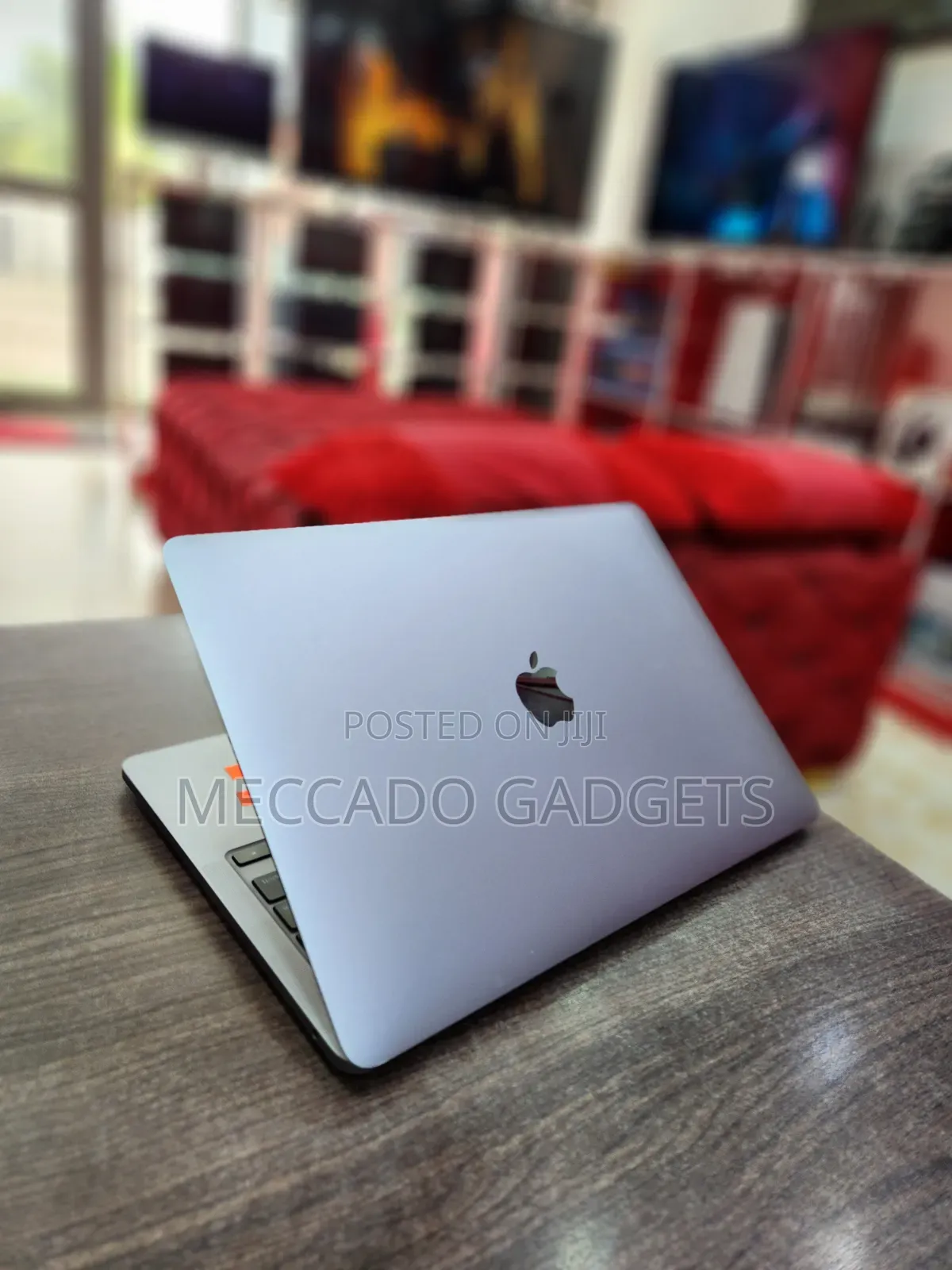 Laptop Apple MacBook Pro 2020 8GB Intel Core i5 SSD 256GB