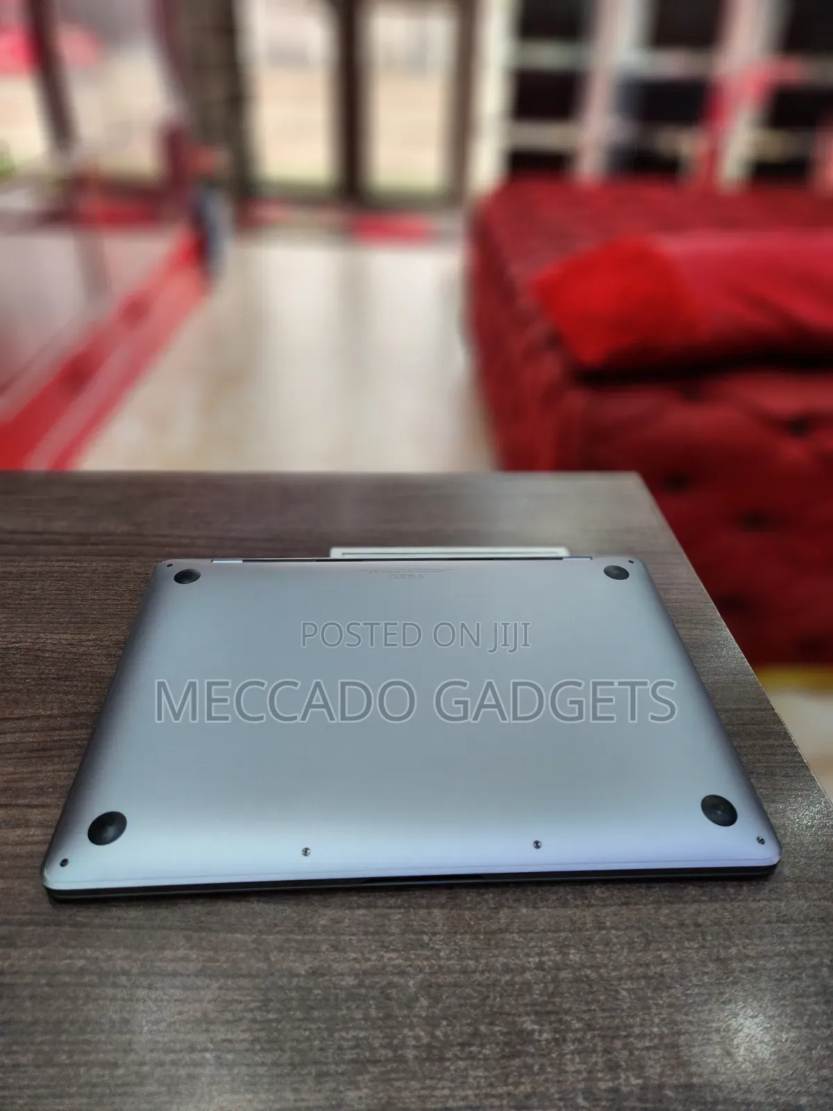 Laptop Apple MacBook Pro 2020 8GB Intel Core i5 SSD 256GB