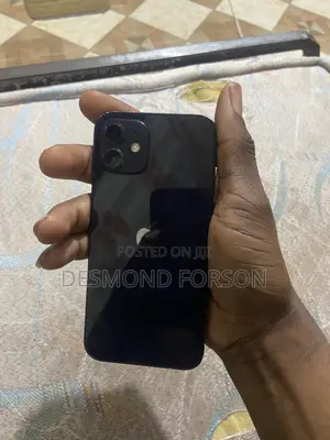 Apple iPhone 12 64 GB Black