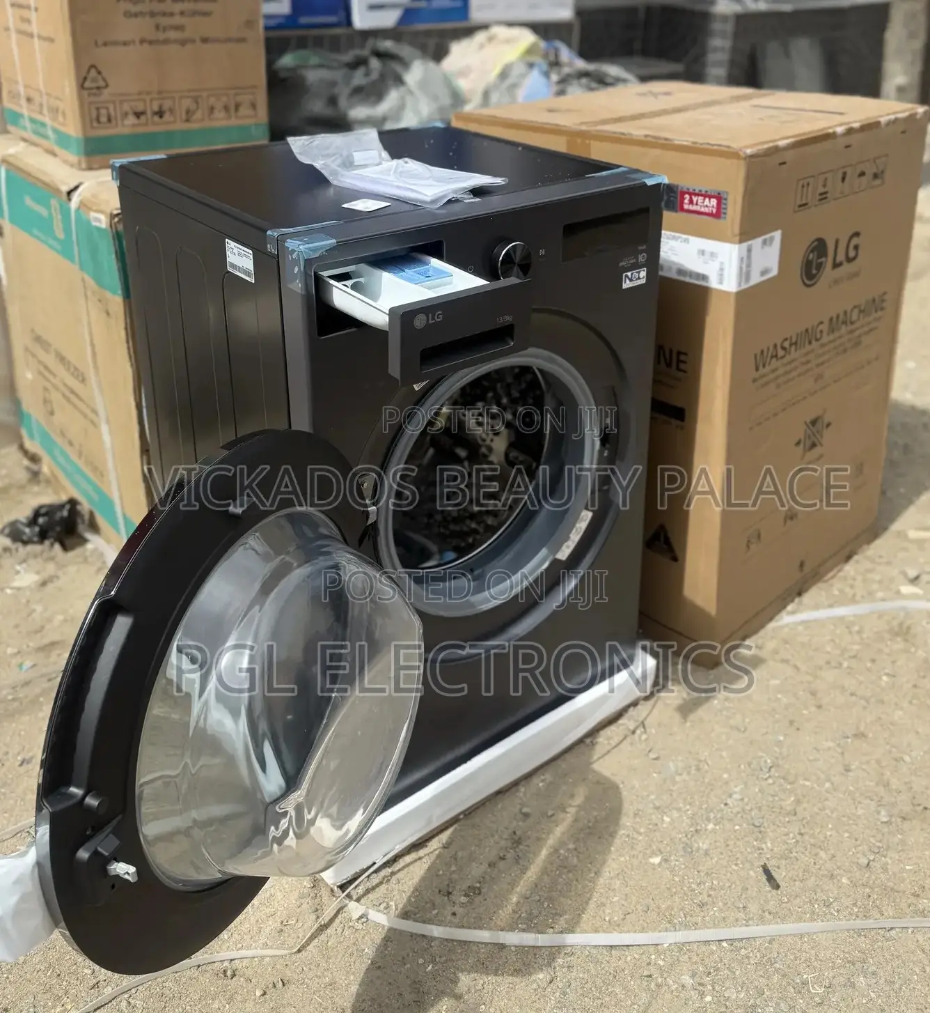 Lg 13kg/8kg Front Load Washer/Dryer 