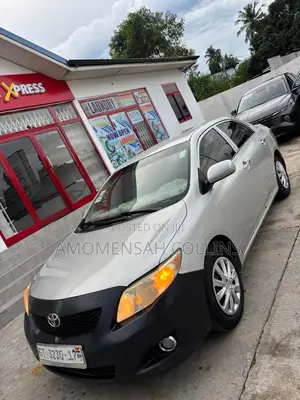 Toyota Corolla LE 4dr Sedan (1.8L 4 cyl 4A) 2009 Silver