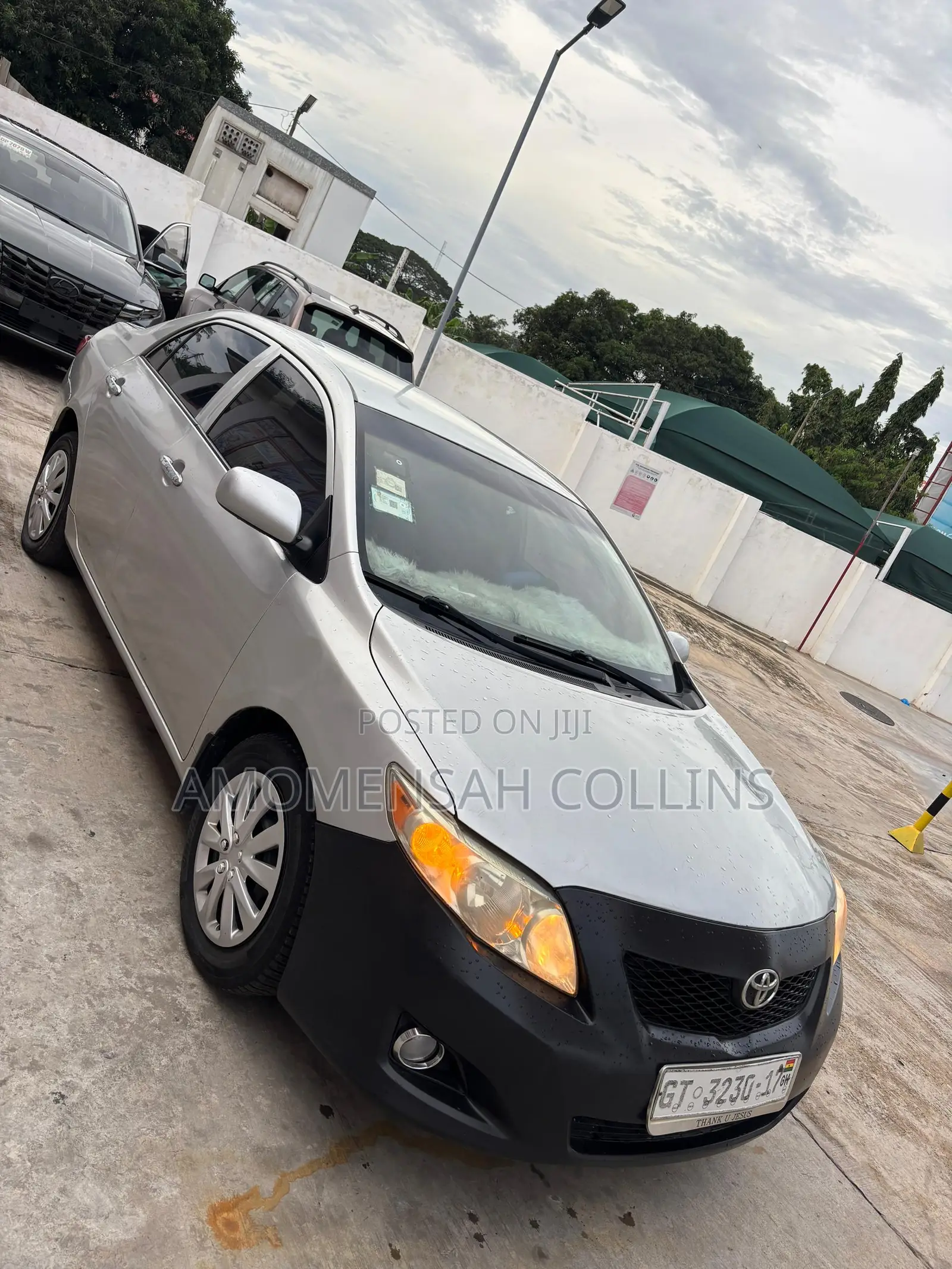 Toyota Corolla LE 4dr Sedan (1.8L 4 cyl 4A) 2009 Silver