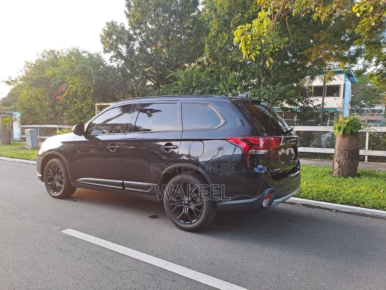 Mitsubishi Outlander SEL FWD 2019 Black