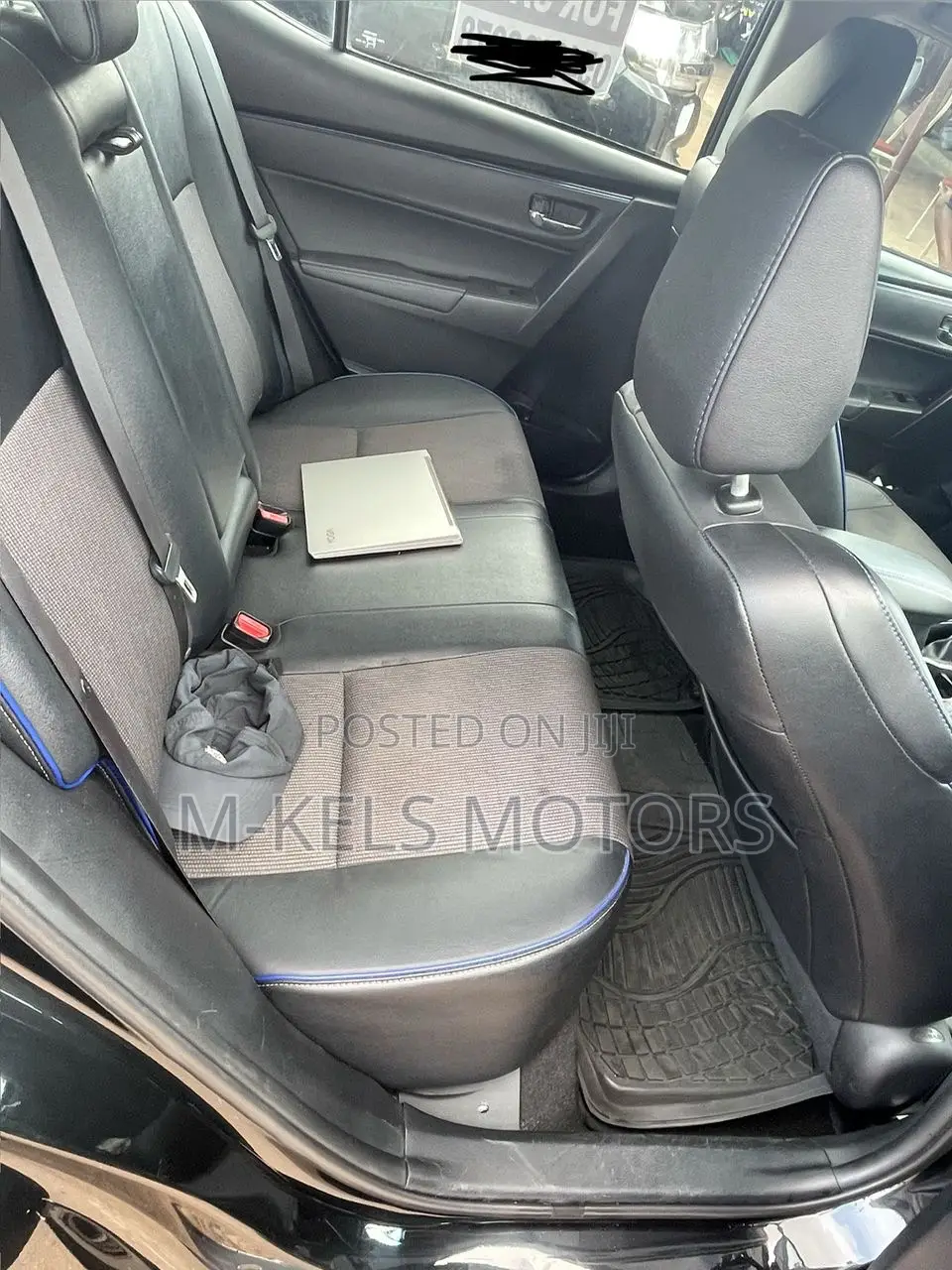 Toyota Corolla SE (1.8L 4cyl 2A) 2019 Black