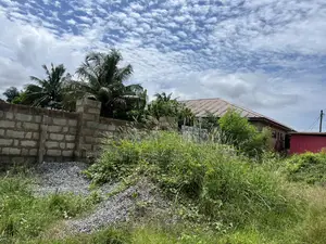50/140 FTS of Land Walled and Gated