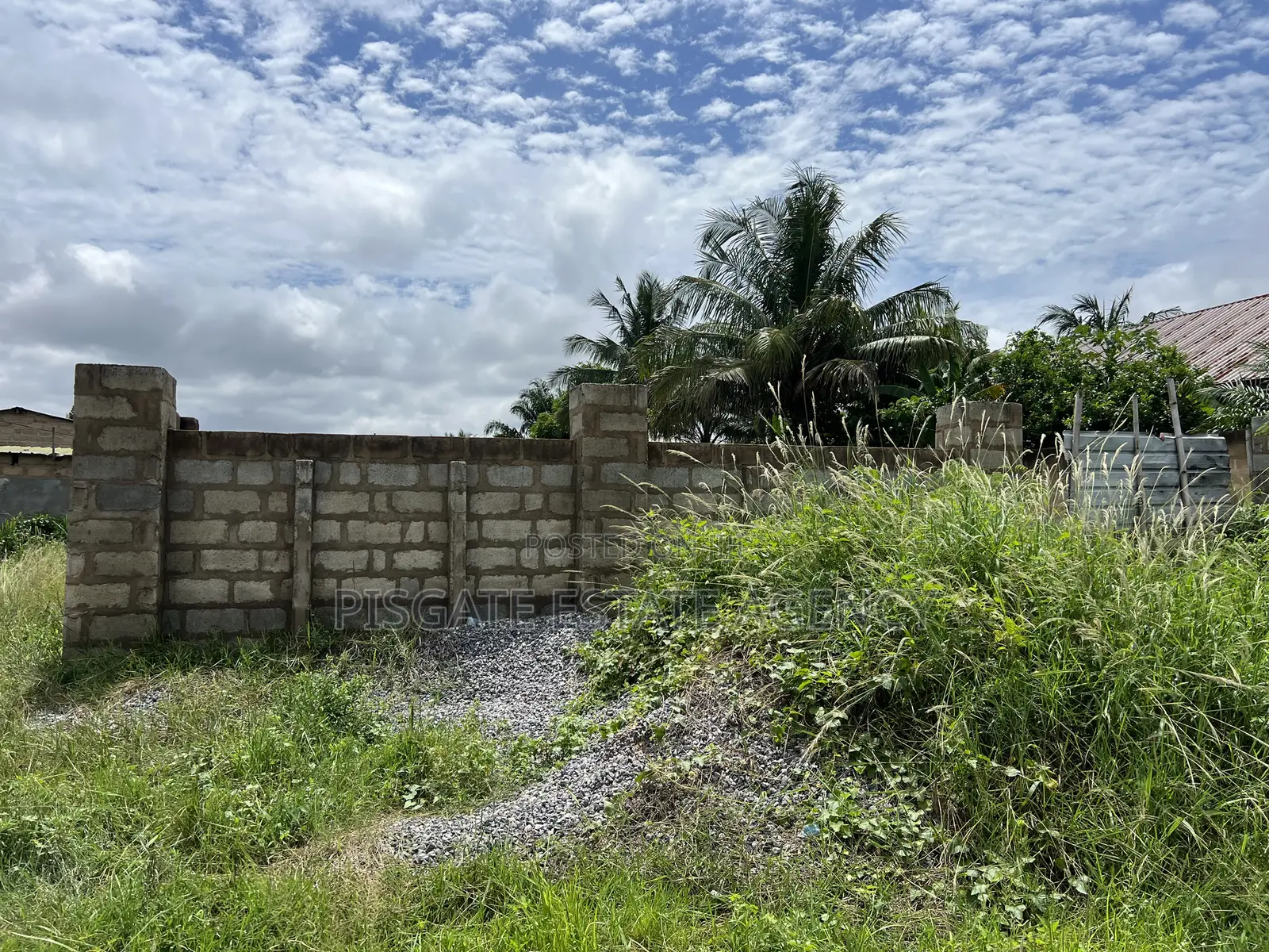 50/140 FTS of Land Walled and Gated